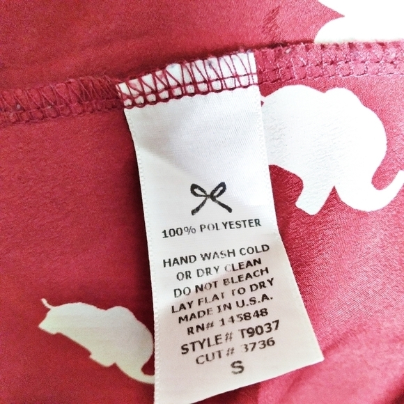 Everly Red 3/4 Sleeve Elephant Print Blouse - Picture 7 of 8